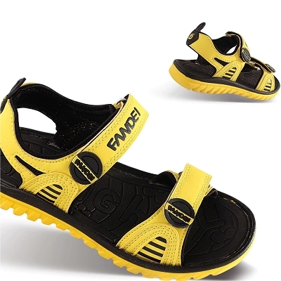 步履生风，夏日优雅 探索高跟时尚凉鞋的设计与魅力